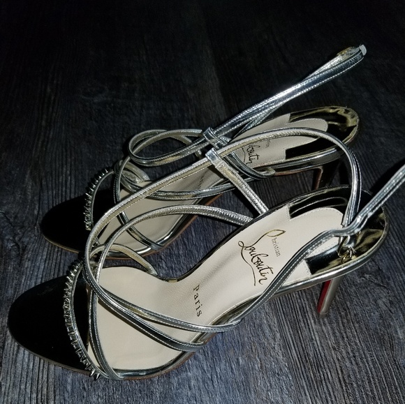 Authentic Christian Louboutin light gold strapy - Picture 2 of 8
